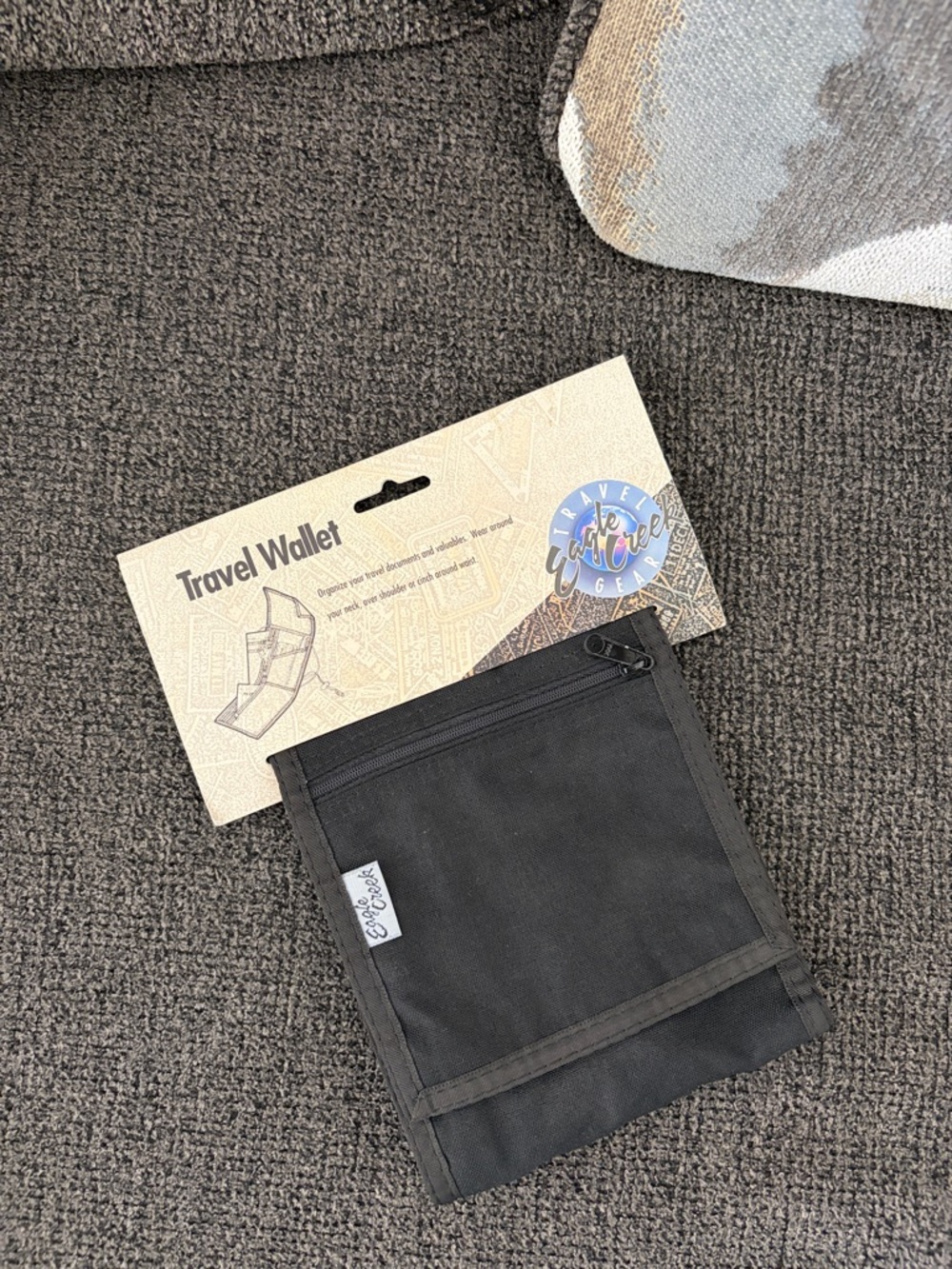 NEW Eagle Creek travel wallet